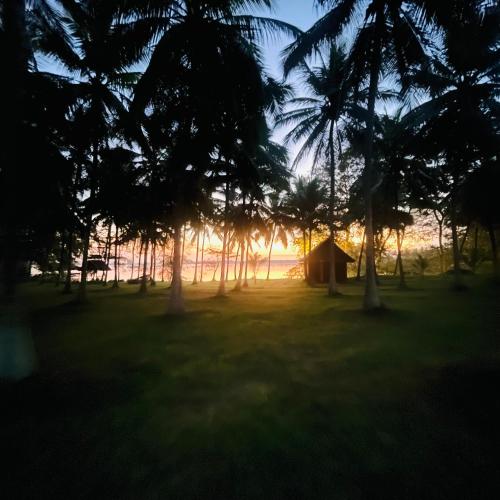 razgled, Aji fruit farm cottage peaceful lakeside farm stay with sunrise views 02 in Embilipitiya New Town