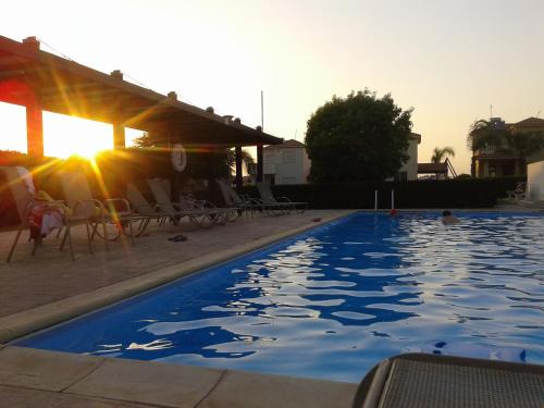 Swimming pool, Sunset Garden Villa in Perivolia