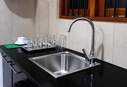 Hotel Dreamliners in Negombo