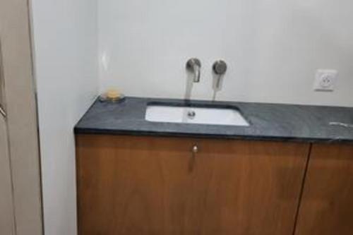 Apartment near Sacré-Cœur - image 12