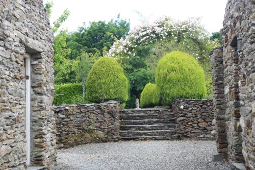 Woodhill House - image 13
