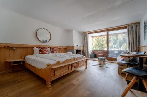 Modern LAAX apt Swimming Pools Wellness and Tennis in Laax, Schweiz