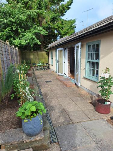Facilities, Cosy Garden Cottage, Combe Down - Free Parking in Combe Down