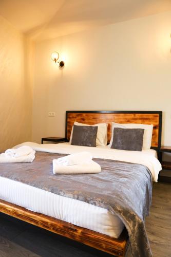 WaterFall Hotel – khách sạn tại Nor Nork