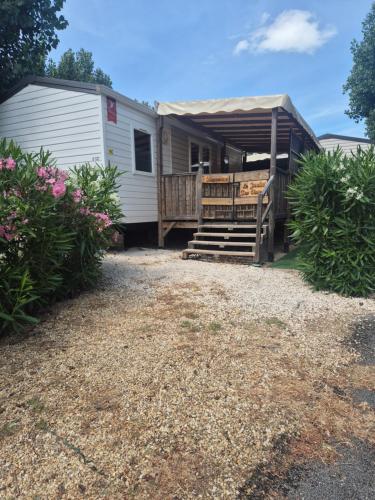 Le jardin des Oliviers Camping les sables du Midi