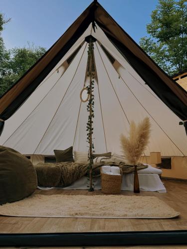 Debed Glamping – khách sạn tại Dzoraget