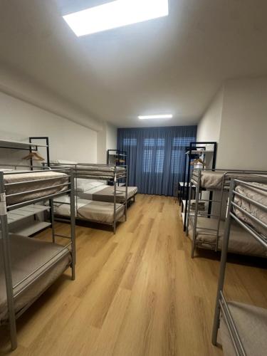 6 bunk beds