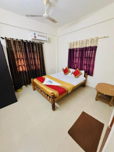 Hotel SAI GRAND in Kadri
