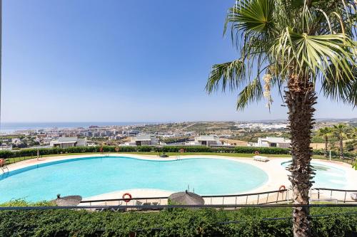 3 Bedroom Flat, Pool & Sea Views at Estepona Hills