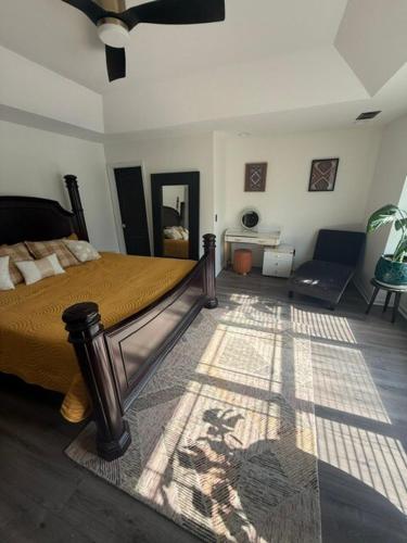 Cozy Home Near Shops and MARTA in פאייטויל(ג'אי אי)