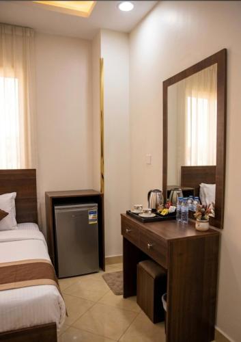 pyramids line inn - image 8