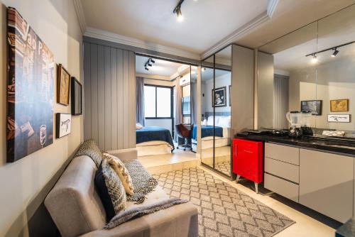 BHaus Jardins Poeta - Apartamento Premium 10o andar - Próximo à Oscar Freire e Paulista - Academia - Mini Mercado - Piscina - Serviço de Arrumação e Bagagem - Recepção 24h - Vaga de Garagem - P17, São Paulo