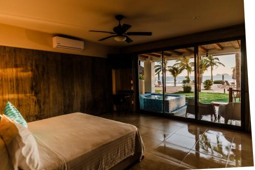 Kilátás, Hotel Portofino in Barra De Potosi