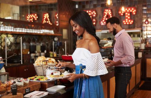 帕尔梅托布鲁富顿酒店 帕尔梅托布鲁富顿酒店