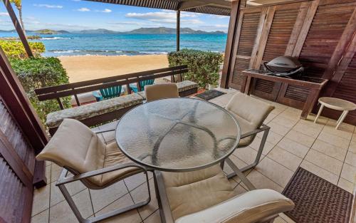 Sapphire Beach Great View Ground Floor Generator in 雷德胡克