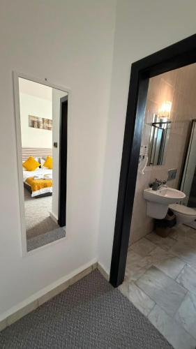 Nestora Residence1 - Free Private Parking - image 3