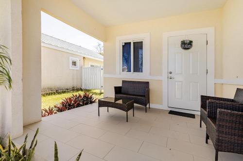 Hamilton @ Oceanpointe a serene 2bed 2 bath Villa in 루세아
