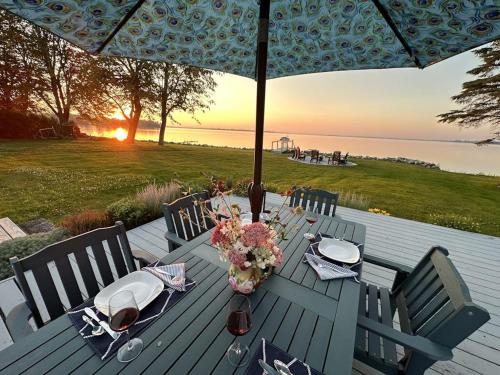 Shore Acres in Isle la Motte (VT)