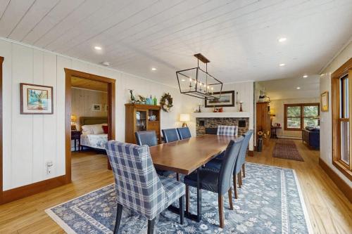 Shore Acres in Isle la Motte (VT)