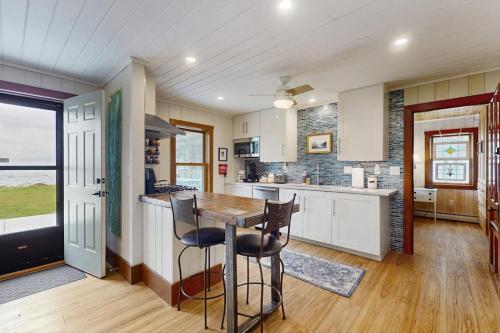 Shore Acres in Isle la Motte (VT)