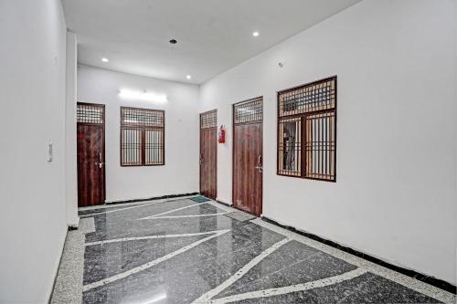 Vestabils, Hotel O Highway Plaza And Resorts 2 in Hathras