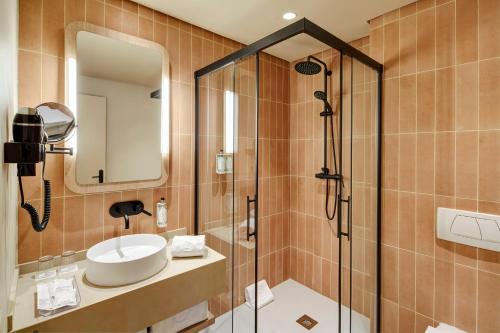 Hotel Pozuelo - image 2