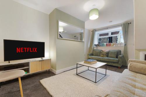 Iekārtas, Modern 2-Bed Durham Contractor Rates in Hallgarth