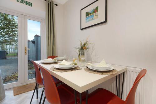 Iekārtas, Modern 2-Bed Durham Contractor Rates in Hallgarth
