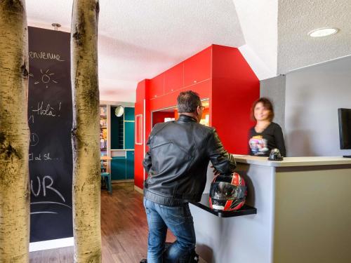 hotelF1 Paris Gennevilliers photo 4