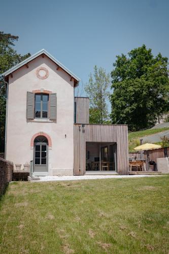 A szálláshely kívülről, Pigeonnier - Centre-Ville historique - Vesoul - Bain nordique - Terrasse - Jardin - Animaux bienvenu in Vesoul