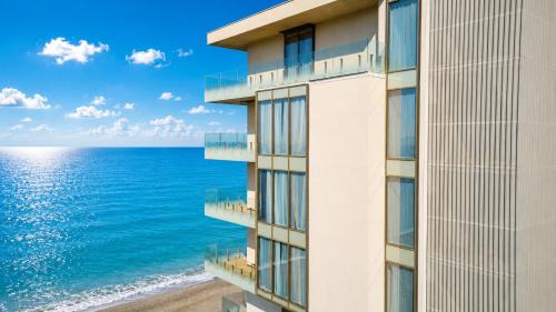 A szálláshely kívülről, Miramare Magnetic Beach Hotel in Kobuleti