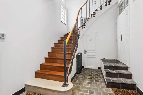 Exterior view, 2BDR-8P duplex apartment - Pigalle-Montmartre in Montmartre