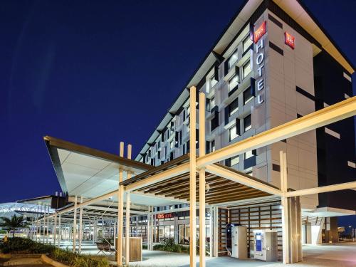 Exterior view, ibis Mackay in Mackay