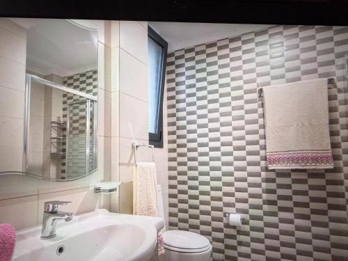 Superb Apartment 4 Beroom 5-star in Other