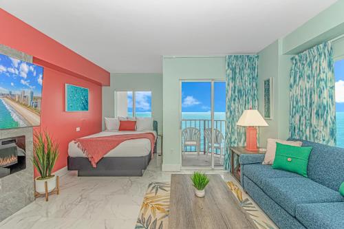 Luxurious Oceanfront Queen Suite - Fully Renovated! Palace Resort 1203 - Oceanside Village, SC