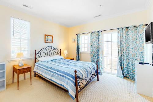 Saint Louis Ave Unit D - image 31