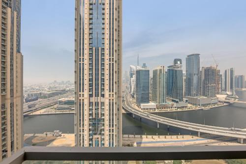 Amna Tower Luxury 1BR Apartment in Jumeirah