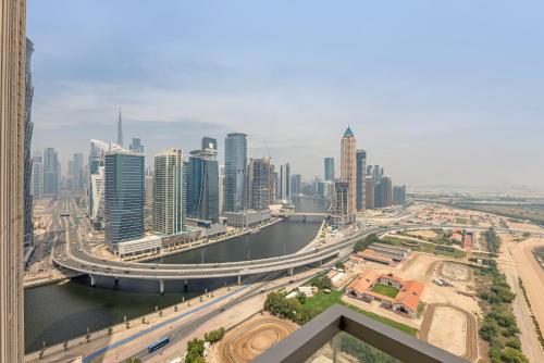 Amna Tower Luxury 1BR Apartment in Jumeirah