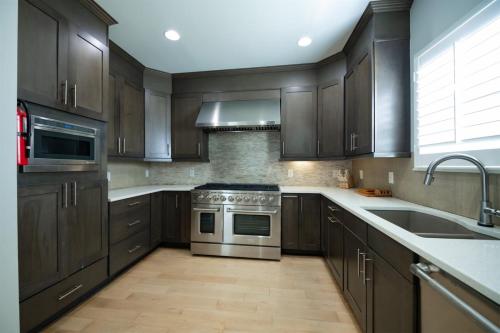 Cg Contemporary Cabana - image 14