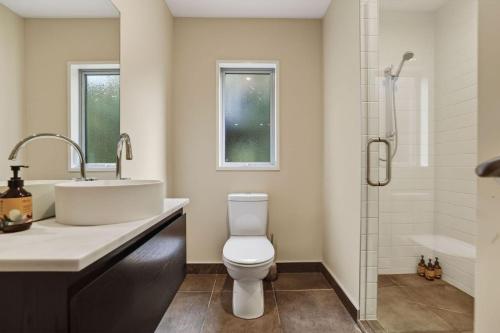 Alpine 75 Residence - Queenstown Hill 5 Bed - image 3