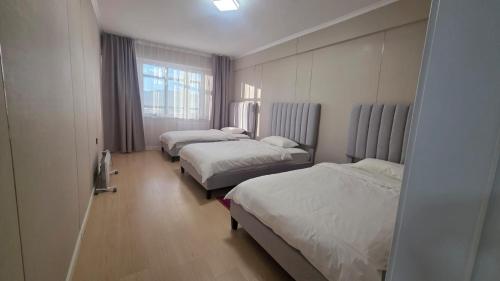 2 rooms apartment in the centre Ulgii city in Ölgij