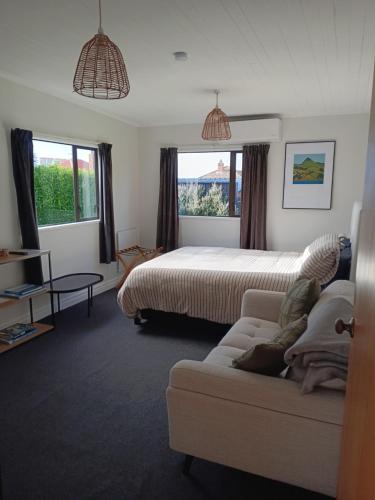 Stirling St Surf Villa – khách sạn tại Nam Dunedin