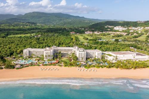 Wyndham Grand Rio Mar Rainforest Beach and Golf Resort – khách sạn tại Rio Grande