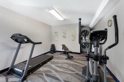 Quality Inn Meadville - image 17