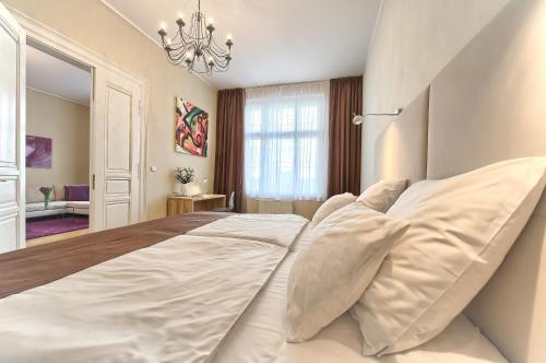 Maiselova 5 Apartment - image 10