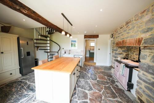 The Devon Farmhouse in Marldon