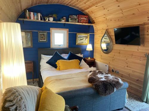 Raiders Rest Cabin - Farm Stay - Dark Skies - Galloway - Near pub and village shop in Palnackie