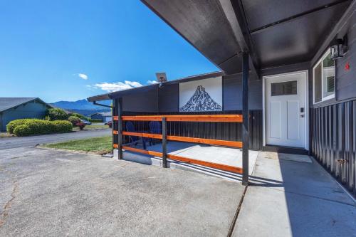 Tails and Trails home - image 11
