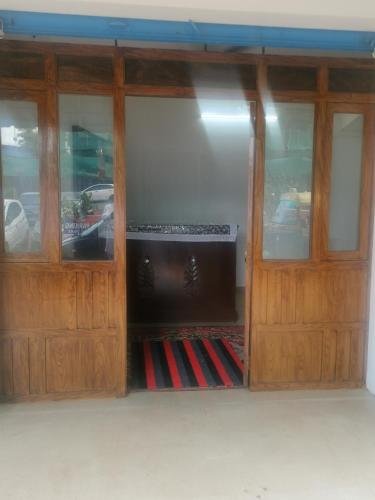 Varkala Railview tourist home – khách sạn tại Varkala Sivagiri