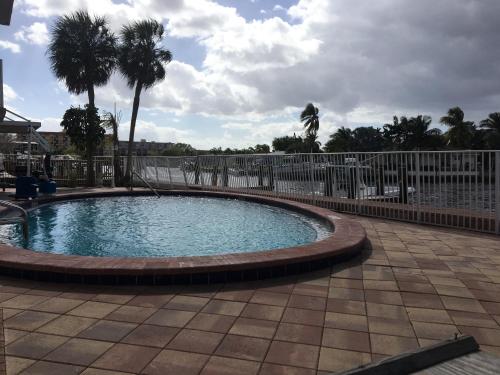 Létesítmények, Executive Economy Lodge in Pompano Beach